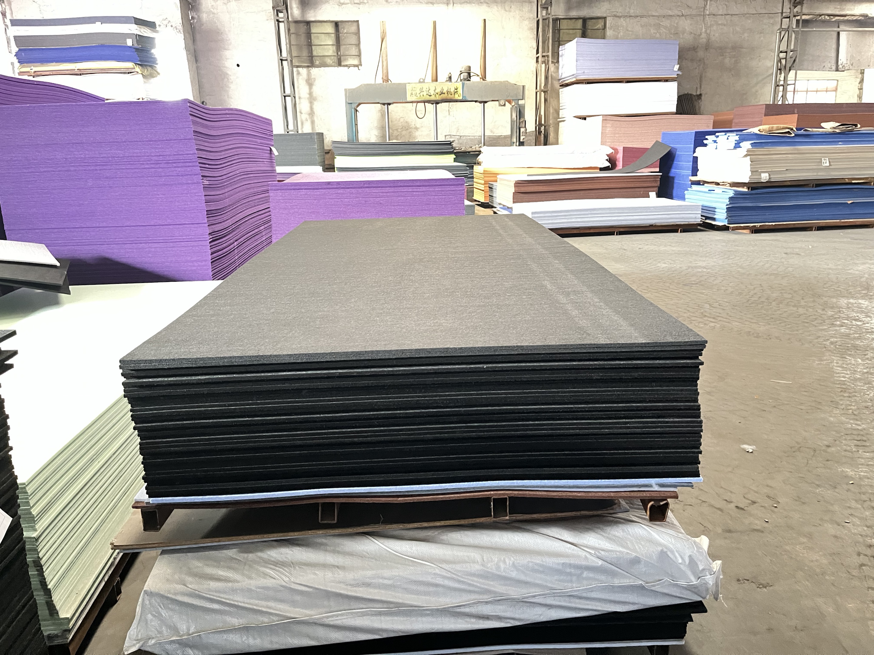 聚酯纖維吸音板